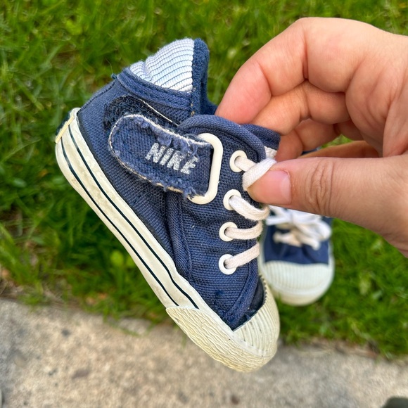 Nike Vintage 1980’s canvas baby high tops. Size 3c - Picture 7 of 11